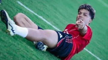 أزمة إمام عاشور.. أشرف قاسم يصف تصرف لاعب الأهلي بالتمرد وسوء السلوك